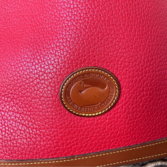Dooney & Bourke VINTAGE AWL red large Hobo Purse - Picture 2 of 15